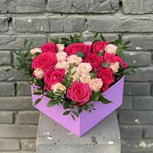 Цветочная композиция из Розы в коробке в Губской