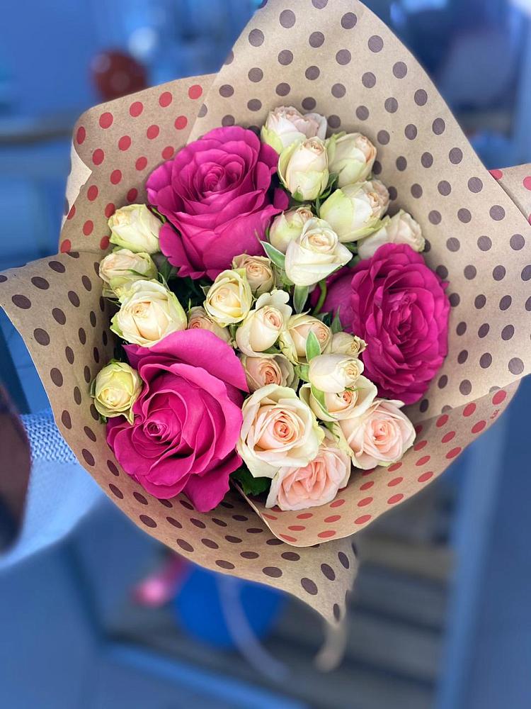 Букет цветов из: Розы в Губской