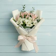 Букет цветов из:  Альстромерии #REPLACE_PRED# Губской