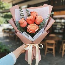 Букет цветов из:  Розы в Губской
