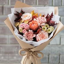 Букет цветов из:  Гвоздики, Хризантемы и Розы в Губской