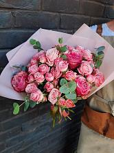 Букет цветов из:  Розы в Губской