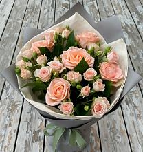 Букет цветов из:  Розы в Губской