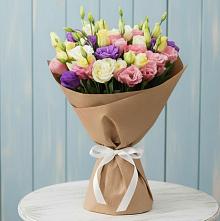 Букет цветов из:  Лизиантусы в Губской