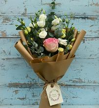 Букет цветов из:  Розы и Лизиантусы #REPLACE_PRED# Губской