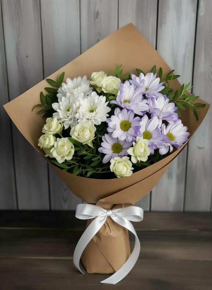 Букет цветов из: Хризантемы и Розы в Губской